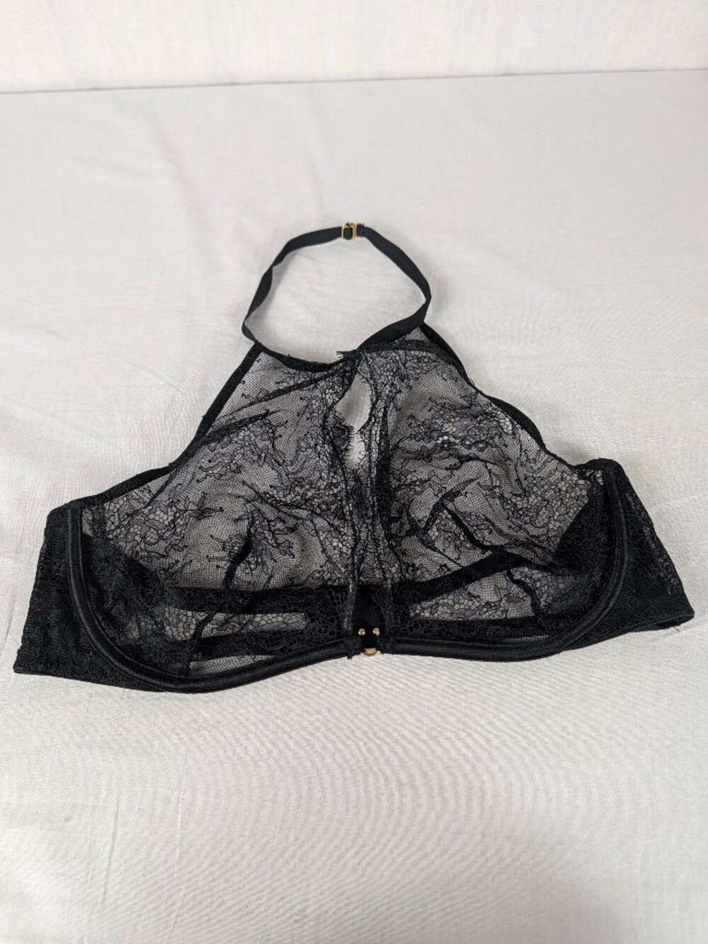 Victoria's Secret Black Lace Halter Bra Very Sexy Hook & Eye Womens Size 38C